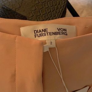 DVF- Coral Dusk pants size 2